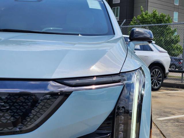 2025 Cadillac OPTIQ Vehicle Photo in HOUSTON, TX 77079