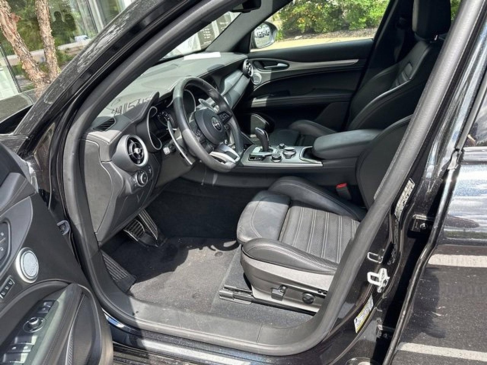 2022 Alfa Romeo Stelvio Vehicle Photo in Willow Grove, PA 19090