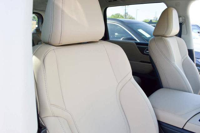 2025 INFINITI QX80 Vehicle Photo in Houston, TX 77090
