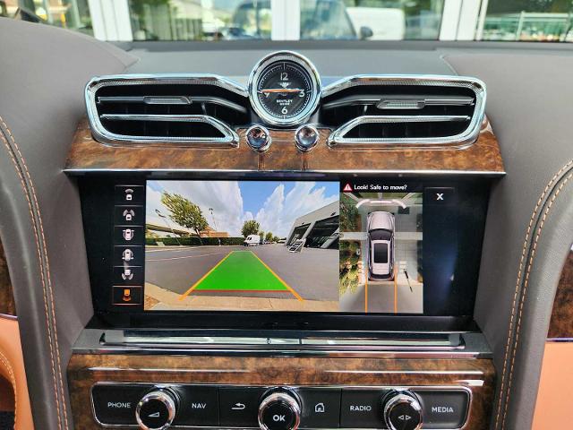 2023 Bentley Bentayga Vehicle Photo in HOUSTON, TX 77079