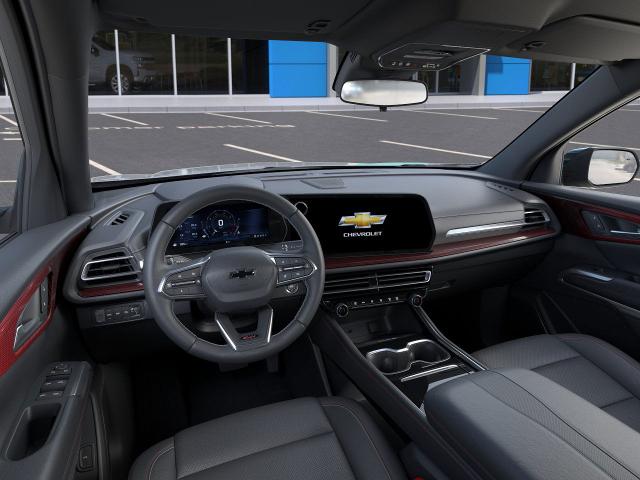 2025 Chevrolet Traverse Vehicle Photo in Roslyn, NY 11576