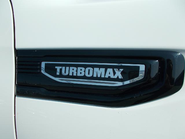 2025 GMC Sierra 1500 Vehicle Photo in LOWELL, MA 01852-4336