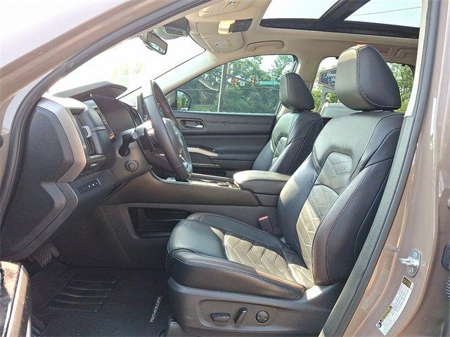 2023 Nissan Pathfinder Vehicle Photo in Willow Grove, PA 19090