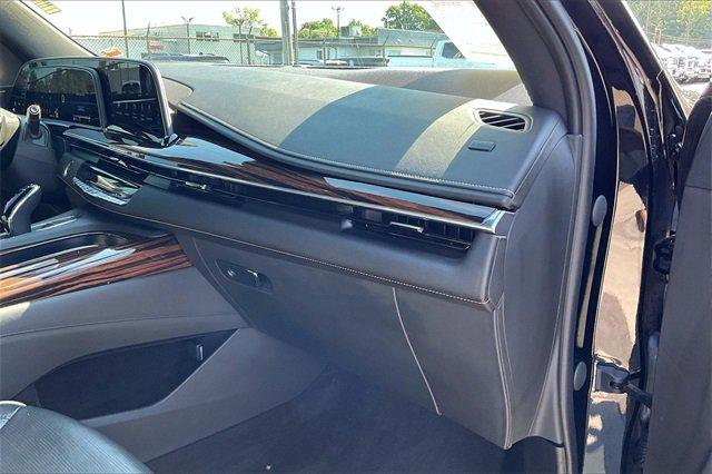 2023 Cadillac Escalade ESV Vehicle Photo in INDEPENDENCE, MO 64055-1314
