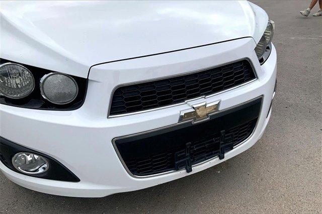 2016 Chevrolet Sonic Vehicle Photo in KANSAS CITY, MO 64114-4502
