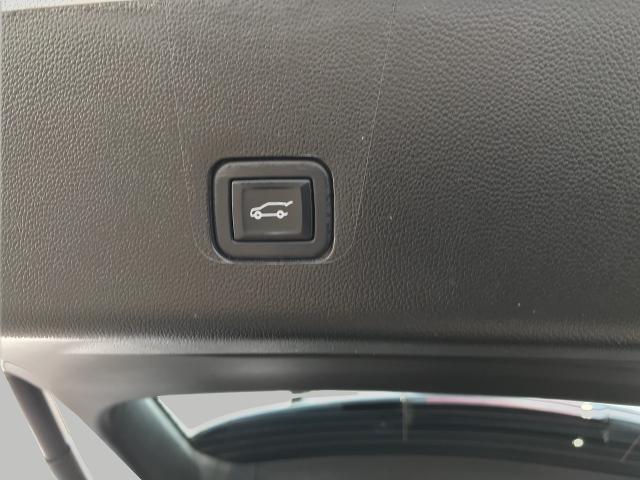 2023 Chevrolet Traverse Vehicle Photo in GREEN BAY, WI 54303-3330
