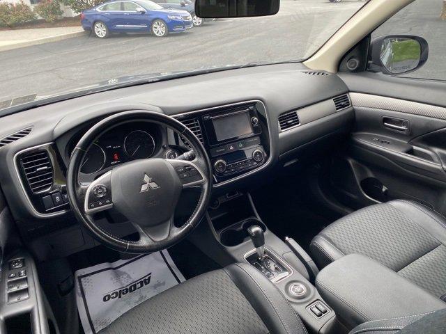 2015 Mitsubishi Outlander Vehicle Photo in LANCASTER, PA 17601-0000