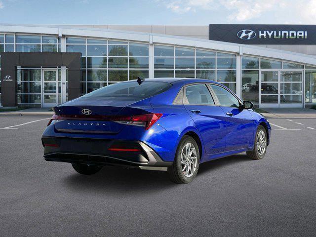 2024 Hyundai ELANTRA Vehicle Photo in O'Fallon, IL 62269