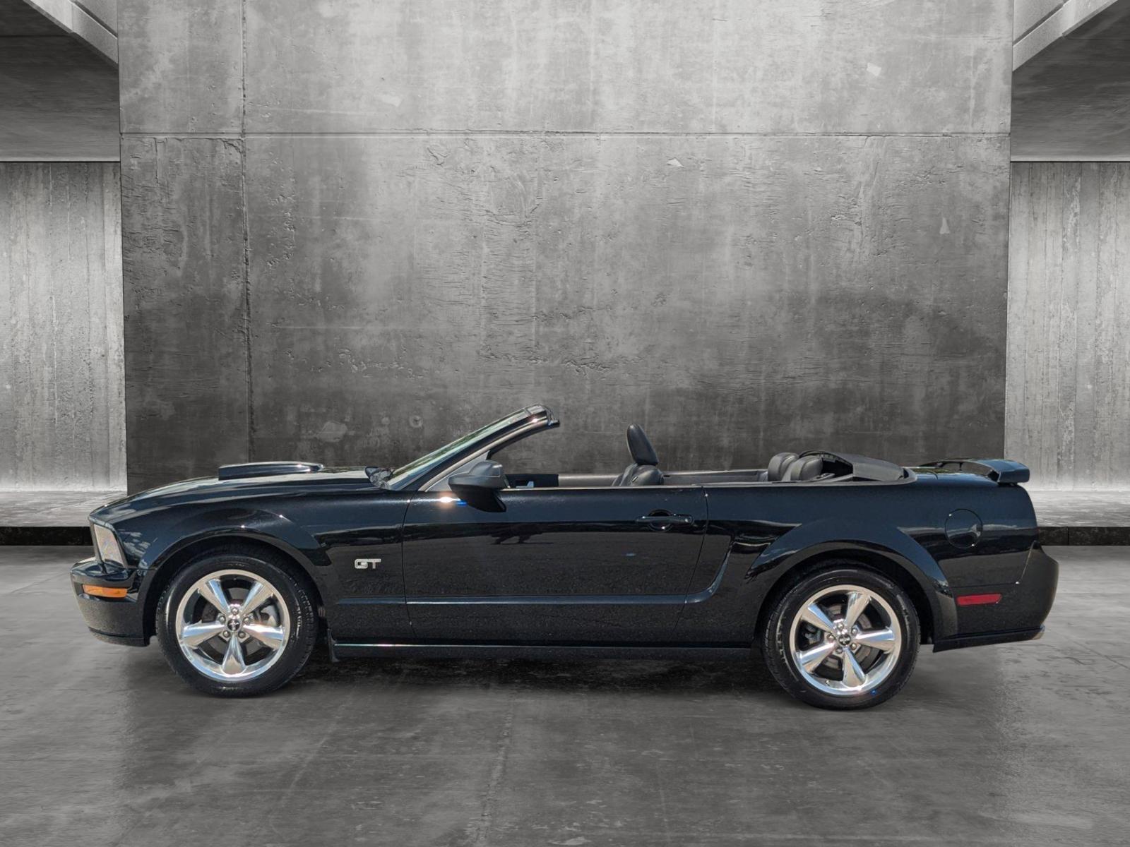 2008 Ford Mustang Vehicle Photo in St. Petersburg, FL 33713