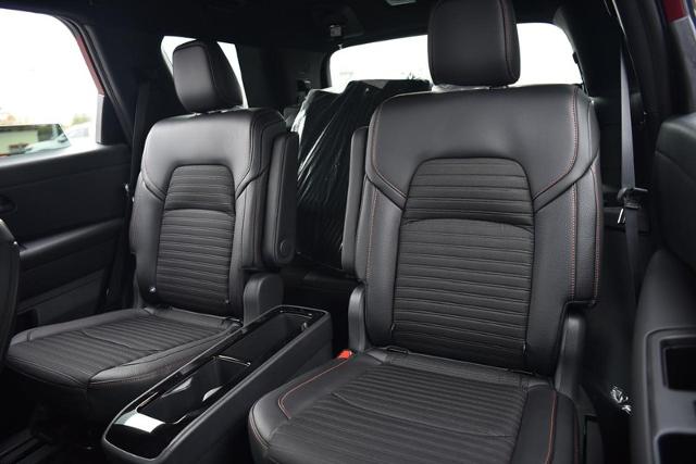 2025 Nissan Pathfinder Vehicle Photo in Ballwin, MO 63011