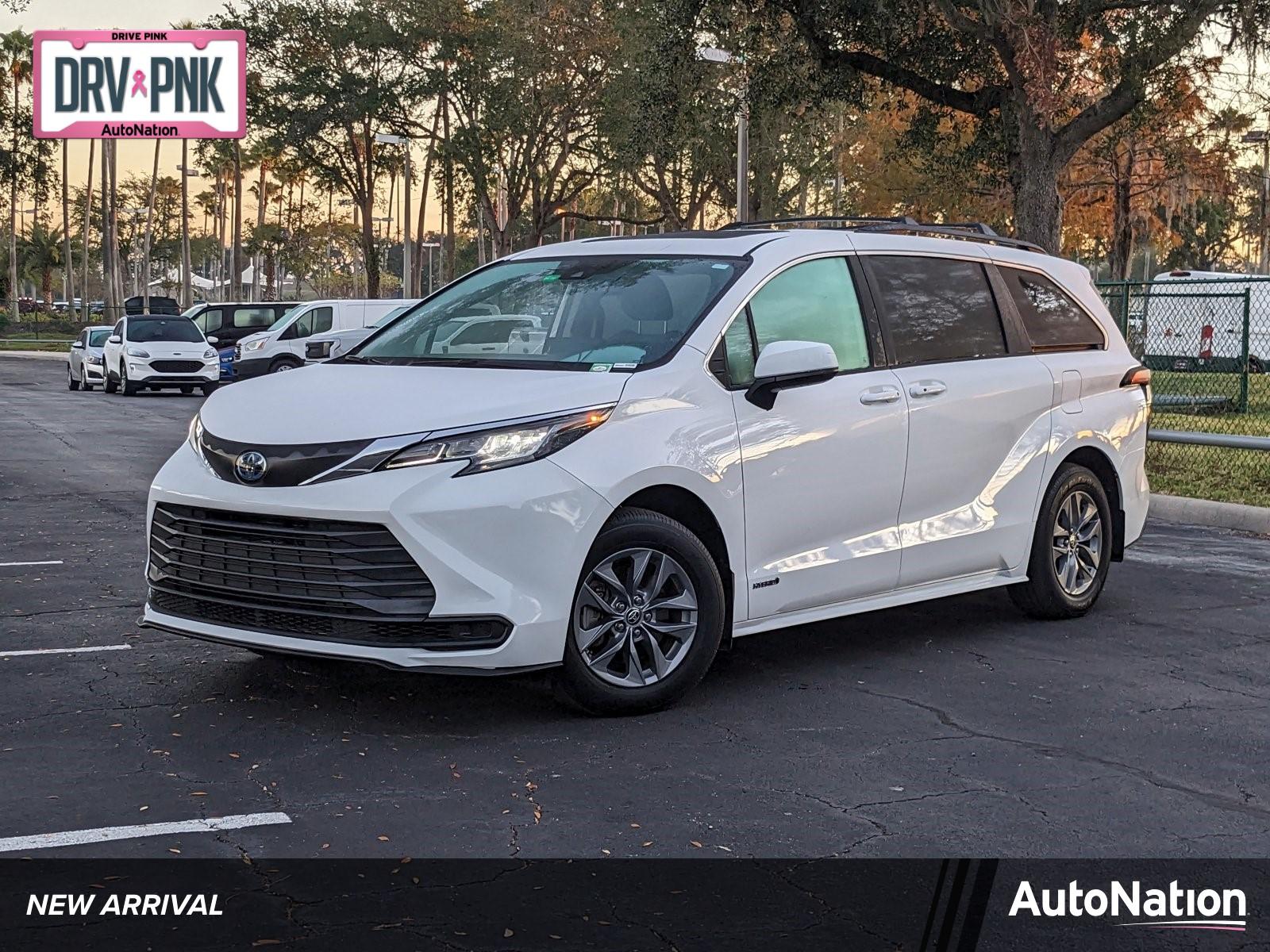 2021 Toyota Sienna Vehicle Photo in Sanford, FL 32771