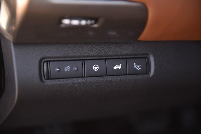2025 Nissan Pathfinder Vehicle Photo in Ballwin, MO 63011