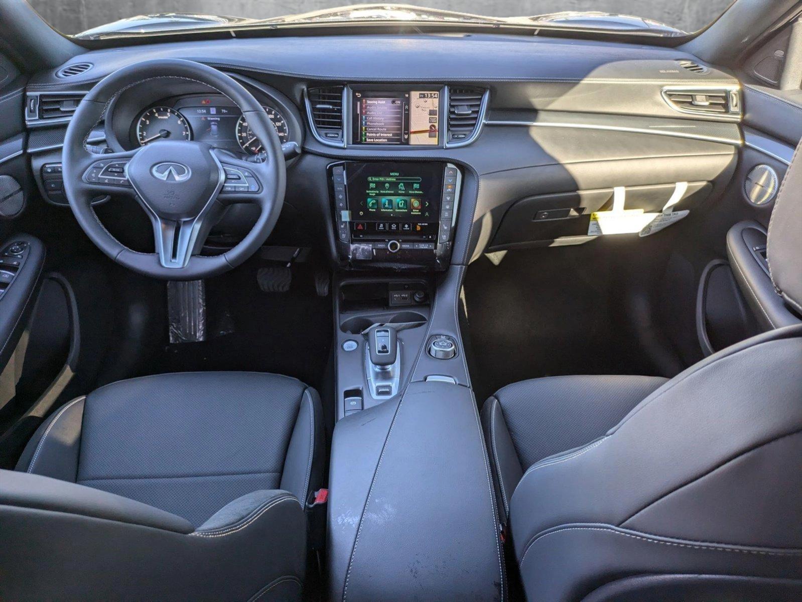 2025 INFINITI QX50 Vehicle Photo in Tustin, CA 92782