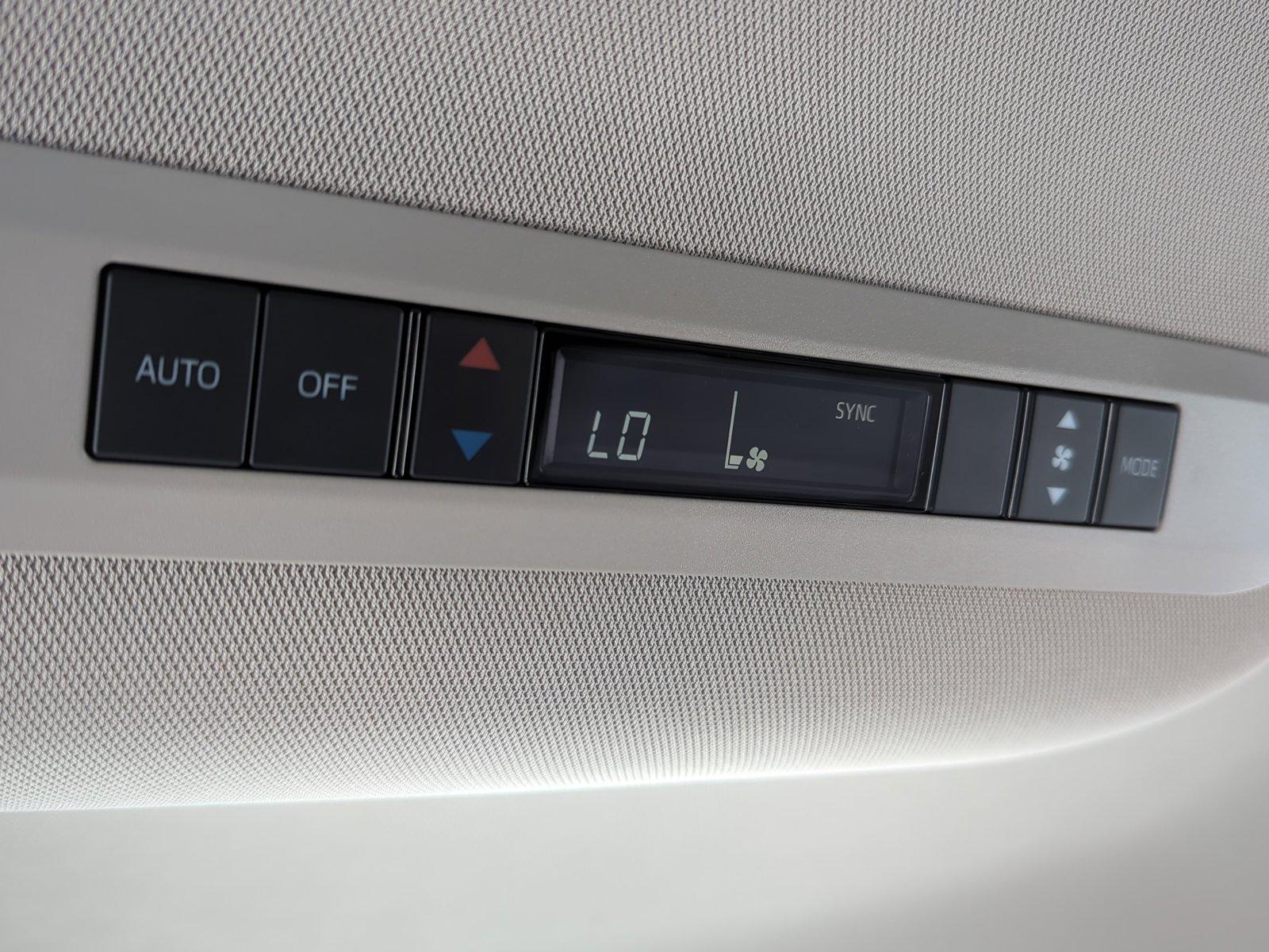 2021 Toyota Sienna Vehicle Photo in Ft. Myers, FL 33907