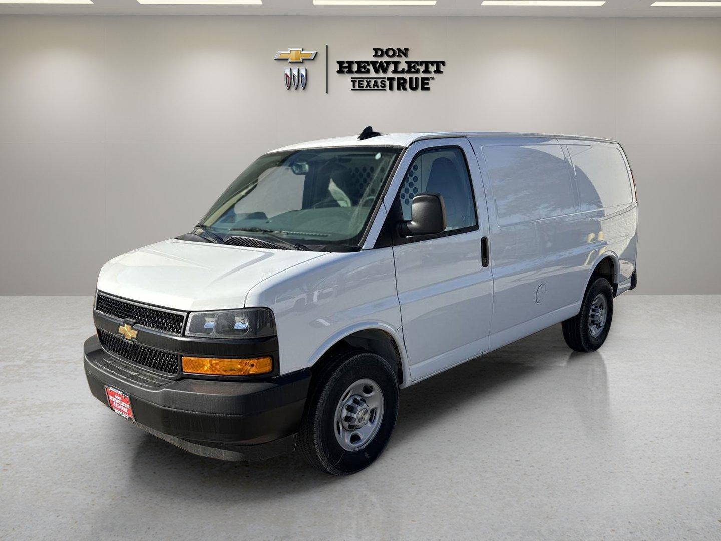 2024 Chevrolet Express Cargo 2500 Vehicle Photo in GEORGETOWN, TX 78626-7508