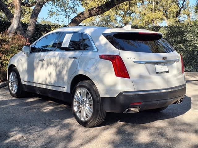 2017 Cadillac XT5 Vehicle Photo in San Antonio, TX 78230-1001