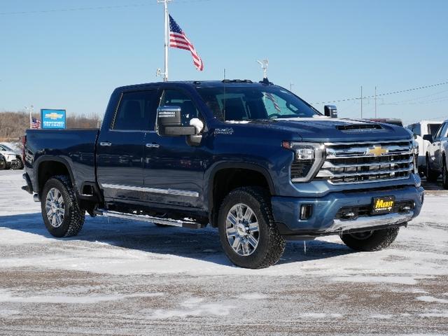 2025 Chevrolet Silverado 3500 HD Vehicle Photo in MAPLEWOOD, MN 55119-4794