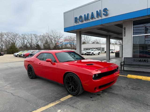 Used 2016 Dodge Challenger SXT with VIN 2C3CDZAG8GH169064 for sale in Independence, KS