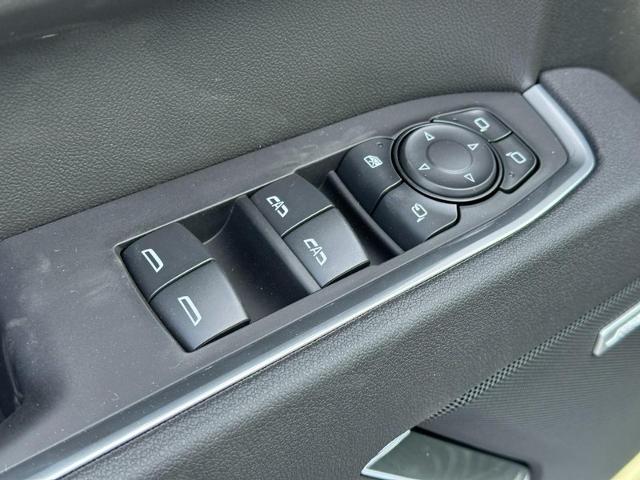 2025 Chevrolet Silverado 1500 Vehicle Photo in COLUMBIA, MO 65203-3903