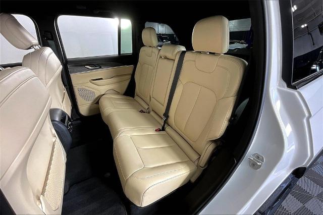 2024 Jeep Grand Cherokee Vehicle Photo in Tulsa, OK 74129