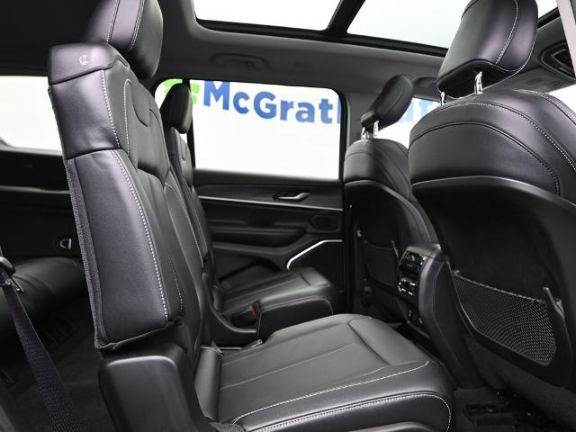 2022 Jeep Grand Cherokee L Vehicle Photo in Cedar Rapids, IA 52402