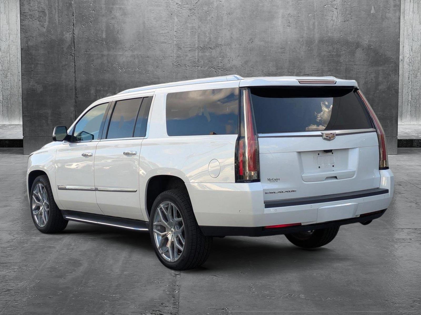 2018 Cadillac Escalade ESV Vehicle Photo in WEST PALM BEACH, FL 33407-3296