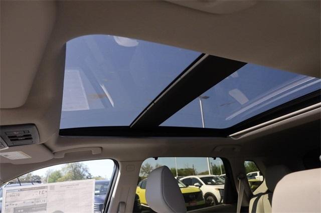 2025 Nissan Rogue Vehicle Photo in Hazelwood, MO 63042