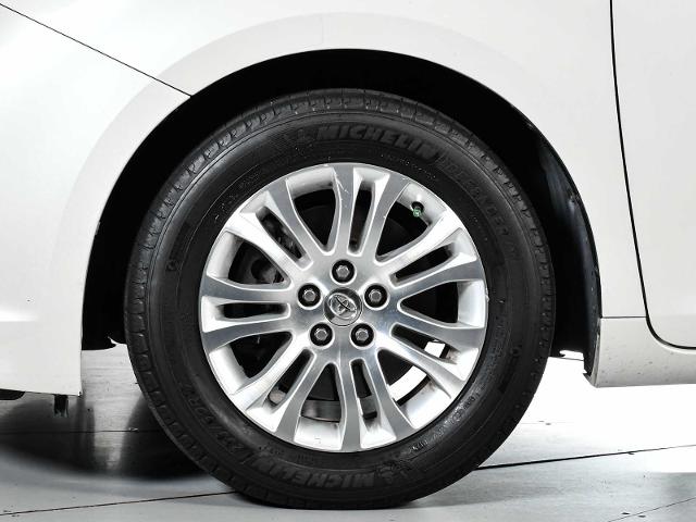 2016 Toyota Sienna Vehicle Photo in DALLAS, TX 75235