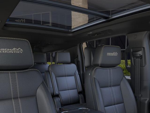 2025 Chevrolet Suburban Vehicle Photo in GEORGETOWN, TX 78626-7508