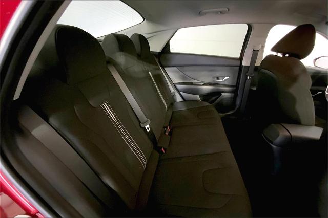 2023 Hyundai ELANTRA Vehicle Photo in Lees Summit, MO 64086
