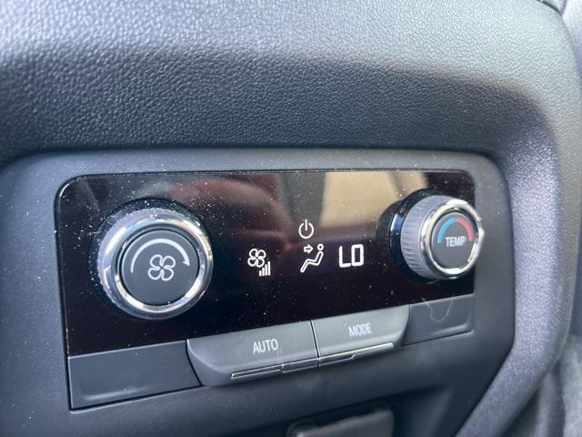 2024 Chevrolet Traverse Vehicle Photo in GREEN BAY, WI 54304-5303