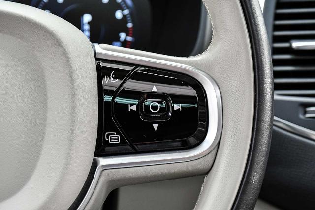 2020 Volvo XC90 Vehicle Photo in DALLAS, TX 75235
