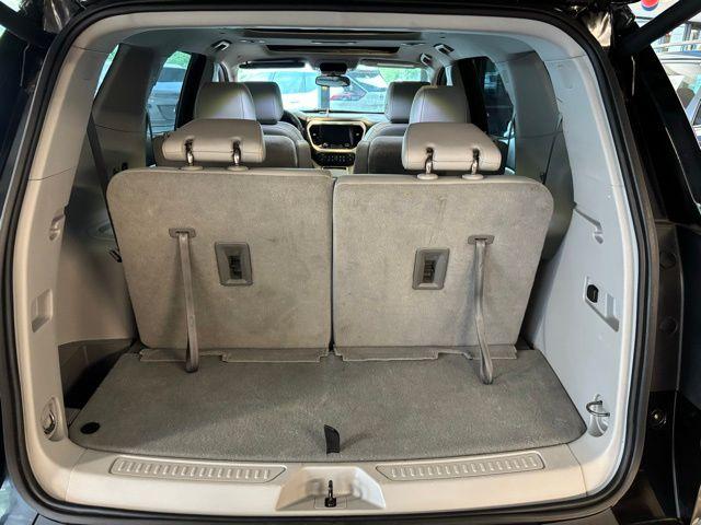 2023 GMC Acadia Vehicle Photo in Pleasant Hills, PA 15236