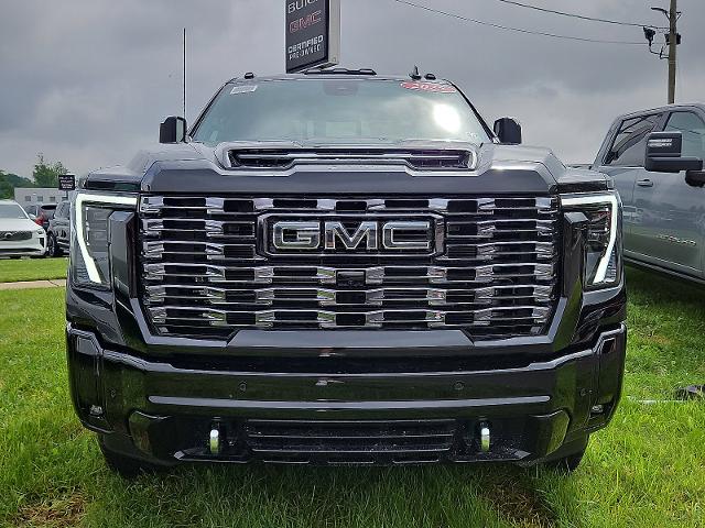 2025 GMC Sierra 2500 HD Vehicle Photo in TREVOSE, PA 19053-4984