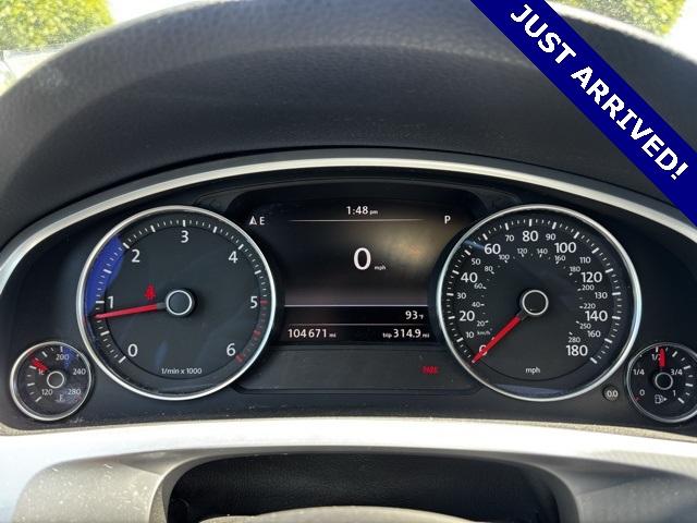 2011 Volkswagen Touareg Vehicle Photo in Puyallup, WA 98371