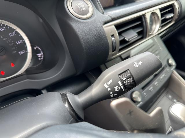 2015 Lexus IS 250 Vehicle Photo in MANITOWOC, WI 54220-5838