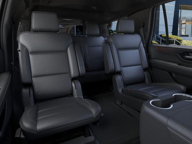 2025 GMC Yukon Vehicle Photo in ZELIENOPLE, PA 16063-2910