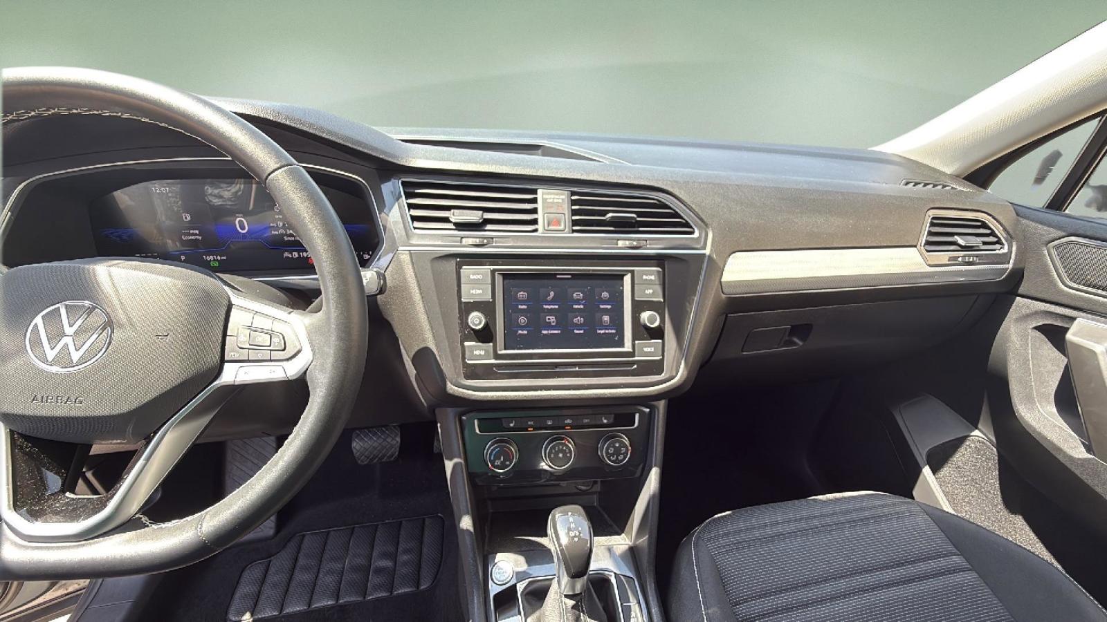 2023 Volkswagen Tiguan Vehicle Photo in Georgetown, TX 78626
