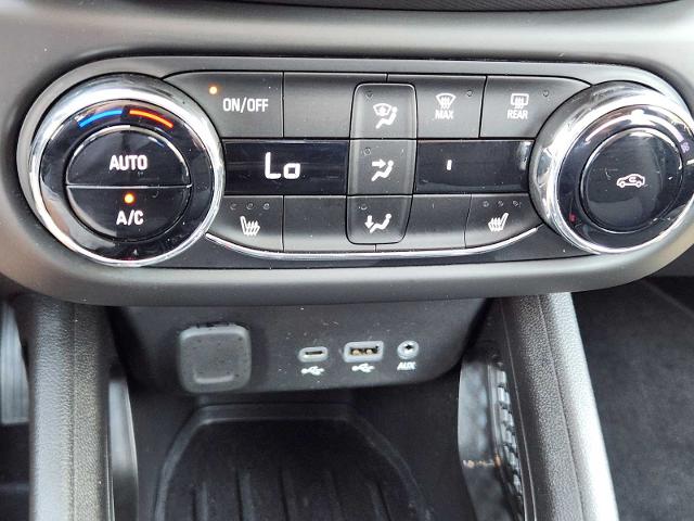 2022 Chevrolet Trailblazer Vehicle Photo in DENTON, TX 76210-9321