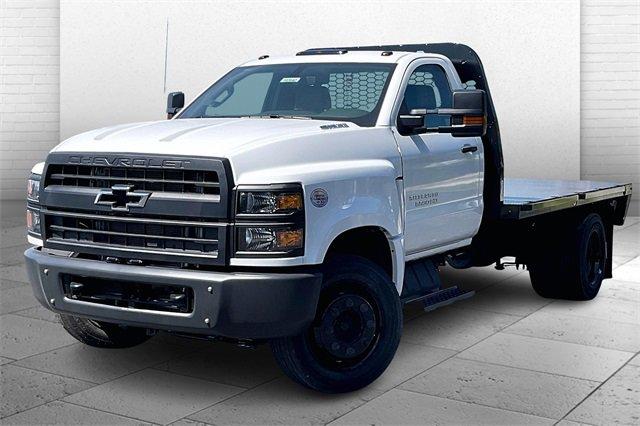 2024 Chevrolet Silverado Chassis Cab Vehicle Photo in INDEPENDENCE, MO 64055-1314