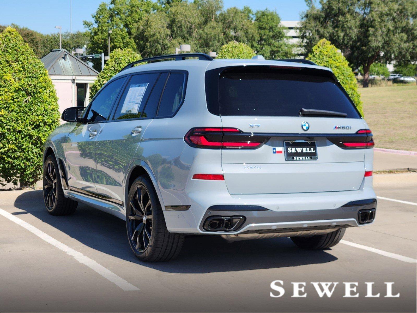 2025 BMW X7 M60i Vehicle Photo in PLANO, TX 75024