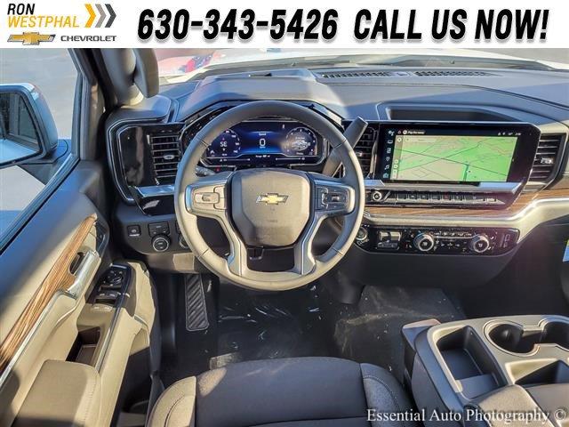 2025 Chevrolet Silverado 1500 Vehicle Photo in AURORA, IL 60503-9326