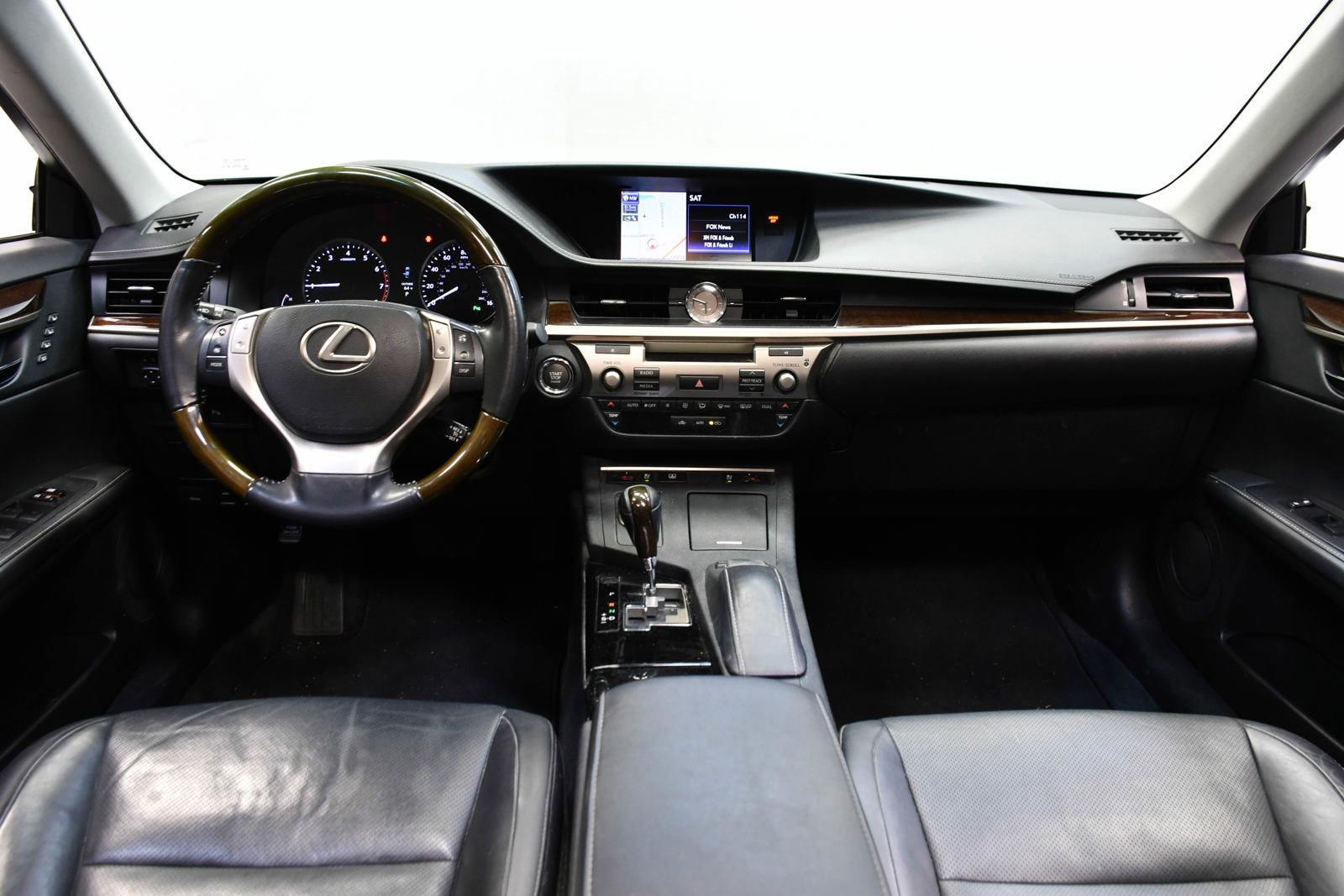 2013 Lexus ES 350 Vehicle Photo in DALLAS, TX 75235