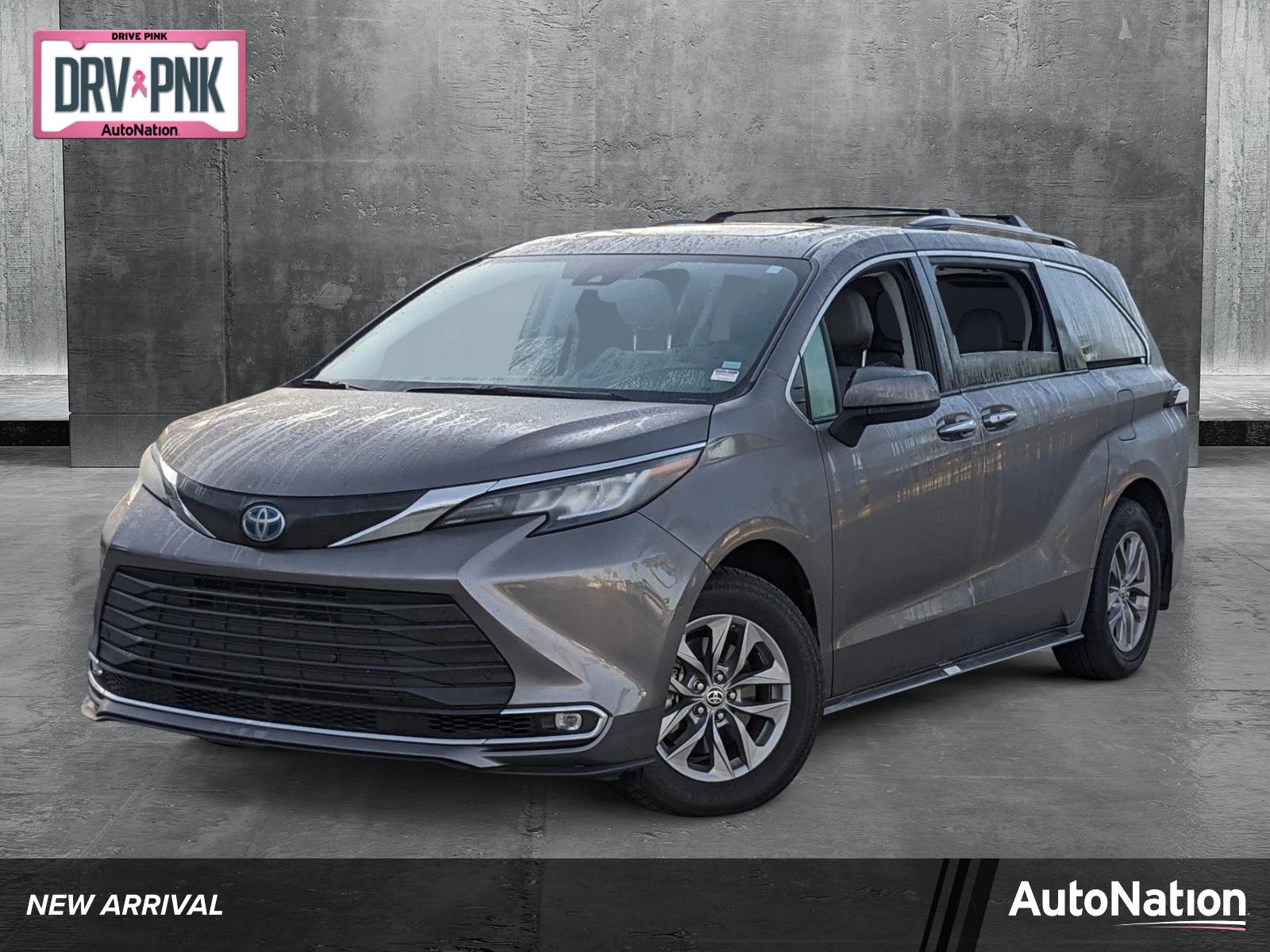 2022 Toyota Sienna Vehicle Photo in Davie, FL 33331