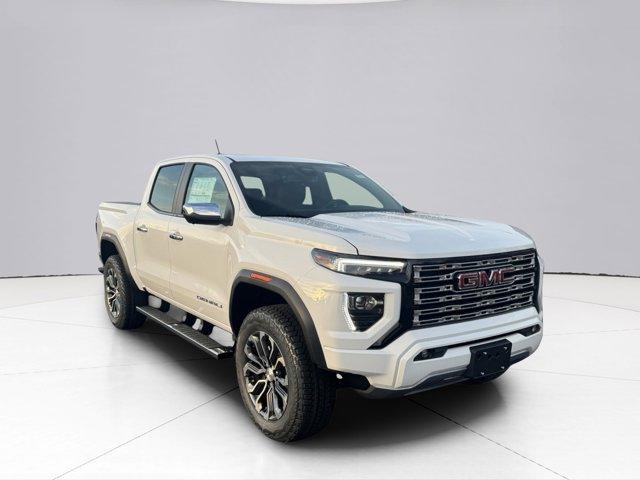 2024 GMC Canyon Vehicle Photo in LEOMINSTER, MA 01453-2952