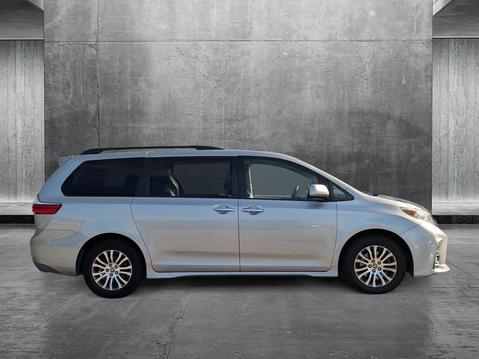 2020 Toyota Sienna Vehicle Photo in Orlando, FL 32811