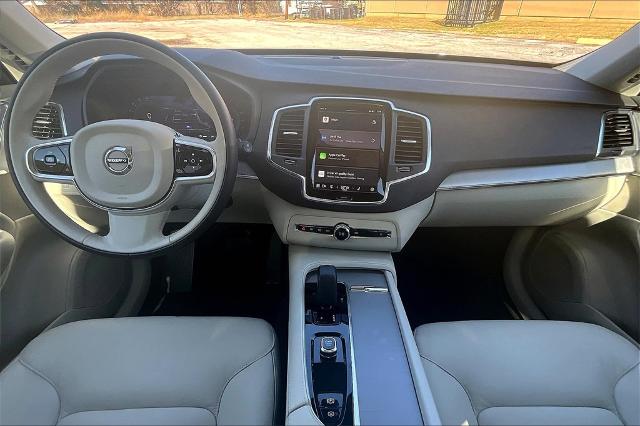 2025 Volvo XC90 Vehicle Photo in Houston, TX 77007