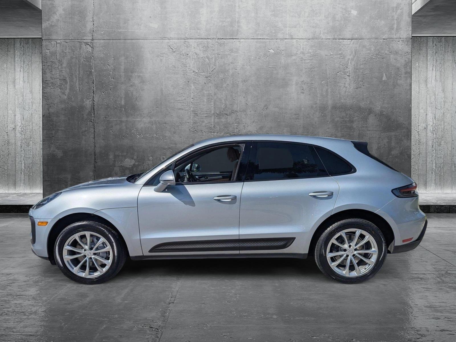 2022 Porsche Macan Vehicle Photo in Delray Beach, FL 33444