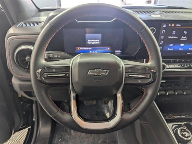 2024 Chevrolet Colorado Vehicle Photo in ENGLEWOOD, CO 80113-6708