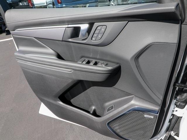 2025 Buick Enclave Vehicle Photo in HOMOSASSA, FL 34448-1461